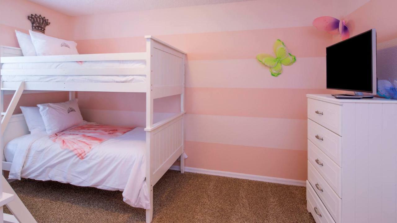 Minnie And Mickeys Mansion - Emerald Island Kissimmee Luaran gambar